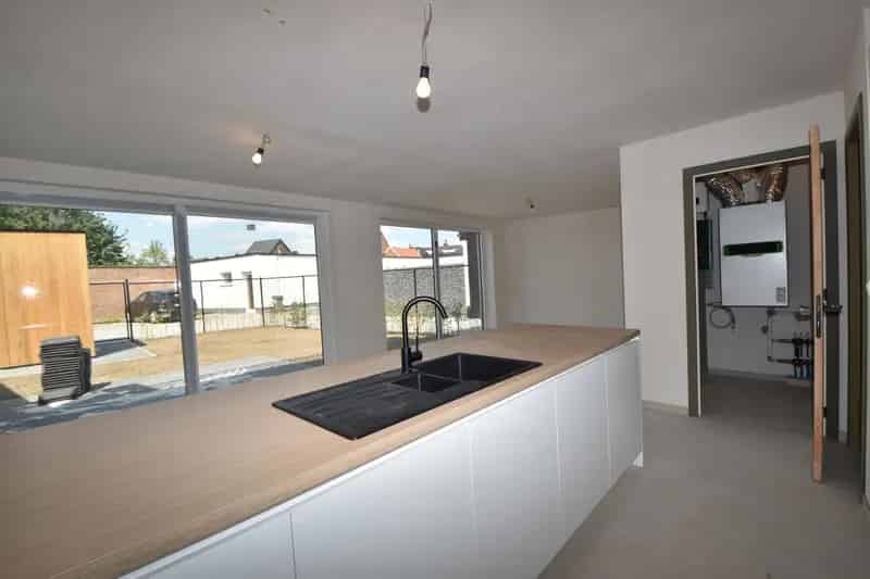 Gelijkvloersappartement 99m² 2 slaapkamers tuin terras Mol-Ezaart