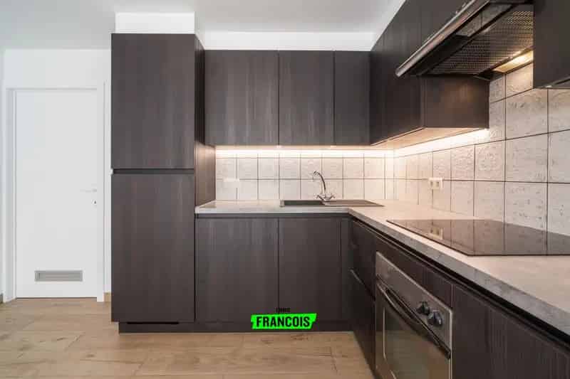 Gerenoveerd appartement met uitzonderlijk groot terras op toplocatie in Knokke-Heist