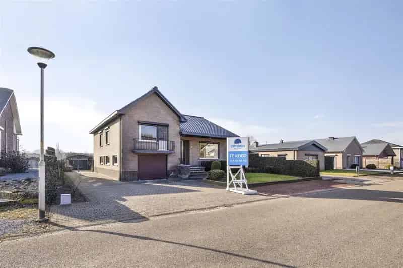 TE KOOP: Vrijstaande woning op 8a17 te Zolder!
