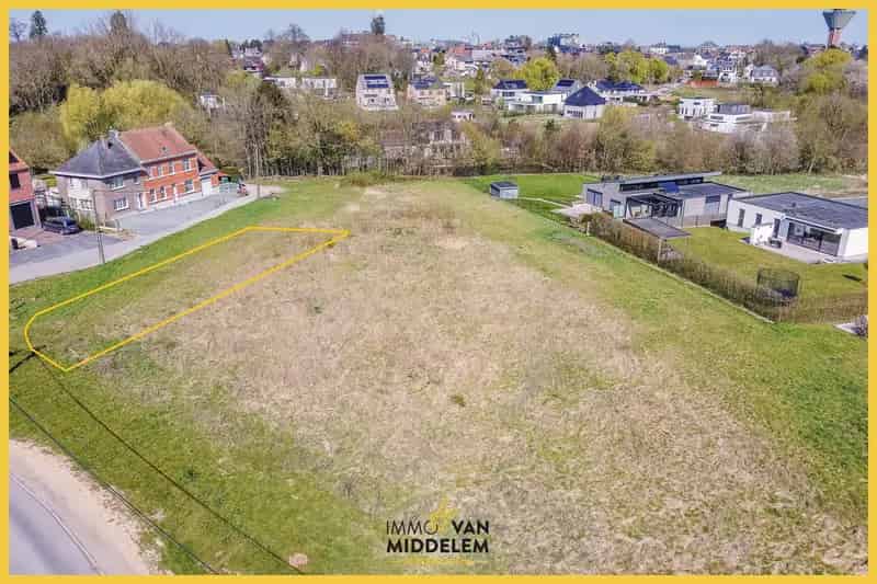 RUSTIG GELEGEN BOUWGROND OP +/- 9a05ca NABIJ CENTRUM ASSE