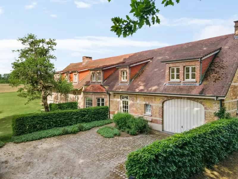 Uniek Landhuis op 50 Hectare te Koop in Pulle