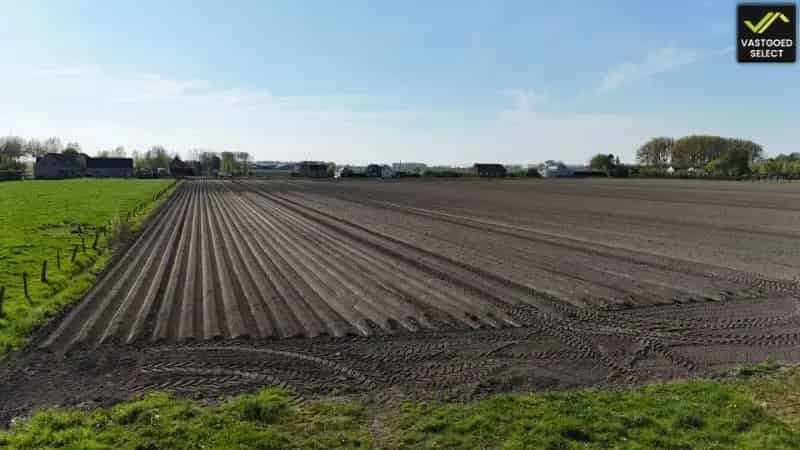 Vastgoed Select: Bouwgrond te koop in Watervliet 1010 m² tussen de akkers, westgerichte tuin
