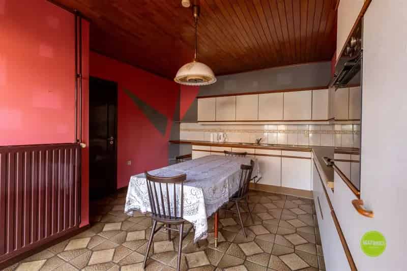 Halfopen bebouwing op een perceel van ruim 11 are in Tessenderlo-Ham