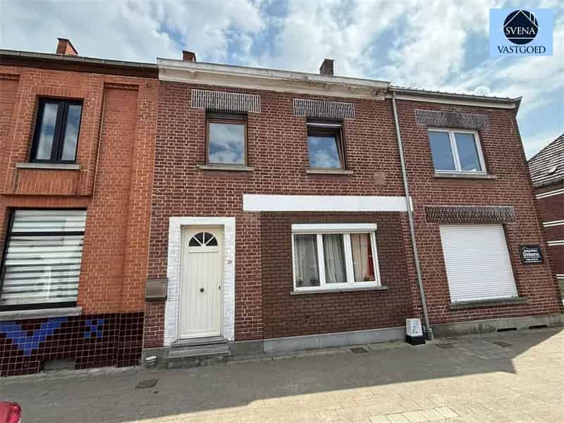 WONING MET 5 SLAAPKAMERS EN STADSTUINTJE.