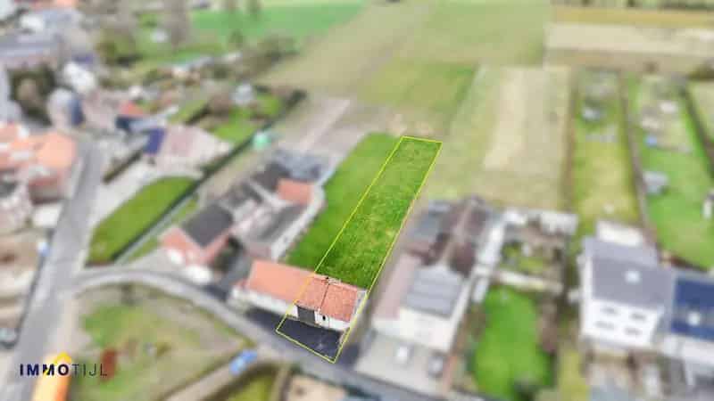 Mooi perceel bouwgrond voor halfopen woning te Meldert!