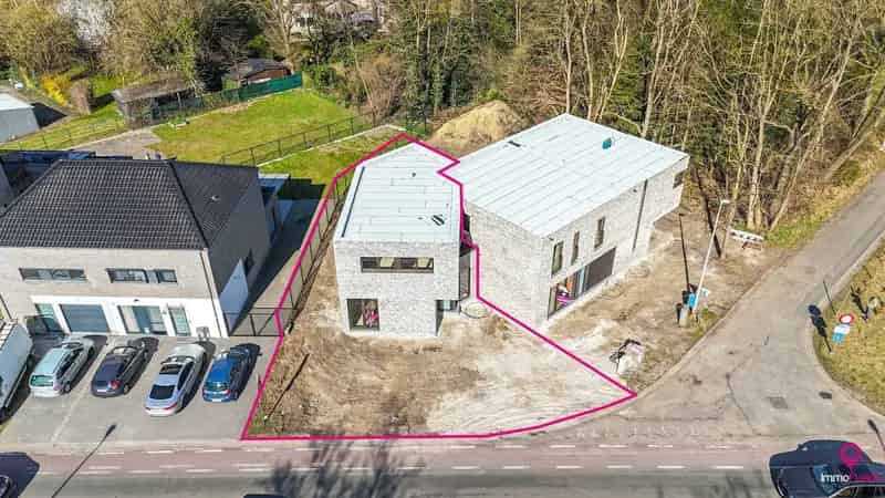 Moderne Casco Woning met 3slpks nabij centrum Houthalen!