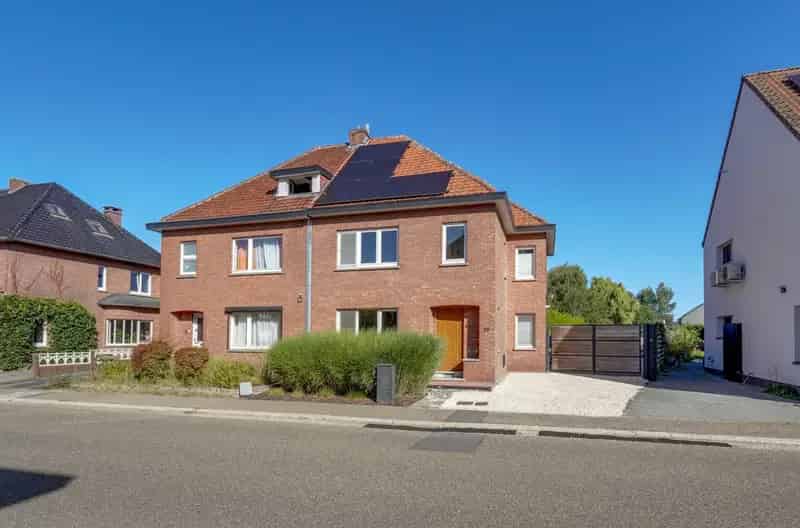 Instapklaar wonen met zicht op groen in Kuringen
