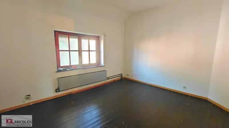 Gezinswoning met garage op toplocatie in Halle