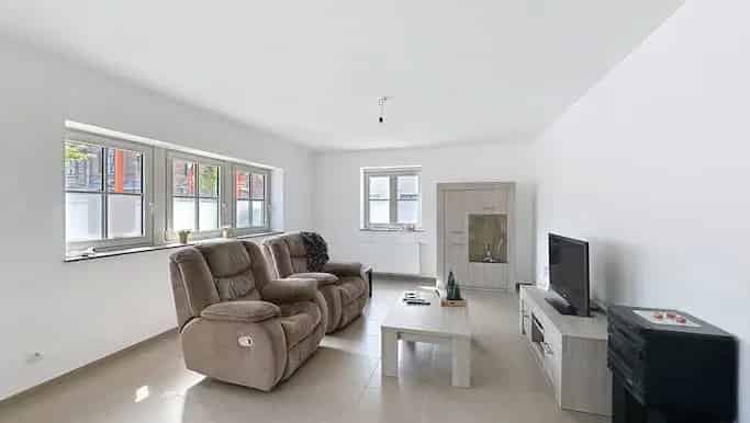 Gelijkvloers appartement te huur in Stationsstraat 4, Jabbeke - Dewaele