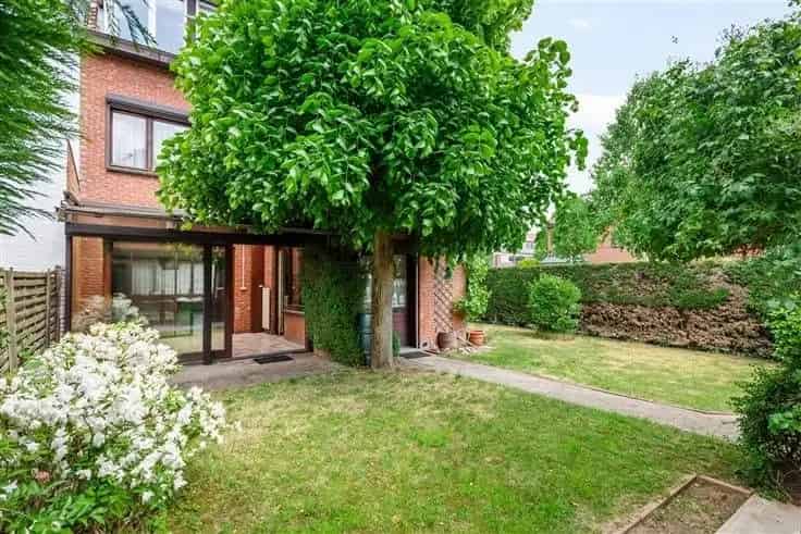 Huis Te Koop Mortsel 5 Slaapkamers 204m² Tuin Garage