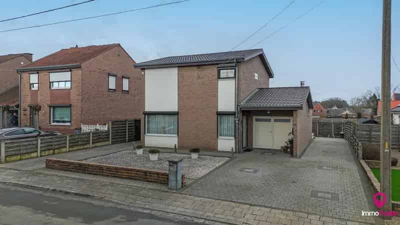 Rustig gelegen instapklare woning met 4 slaapkamers!