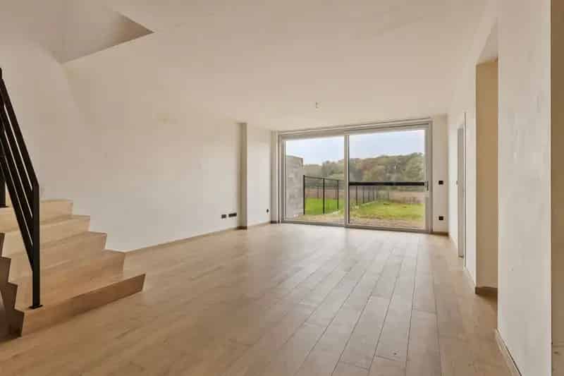 Ruime nieuwbouwwoning - VERKOOP ONDER REGISTRATIERECHTEN