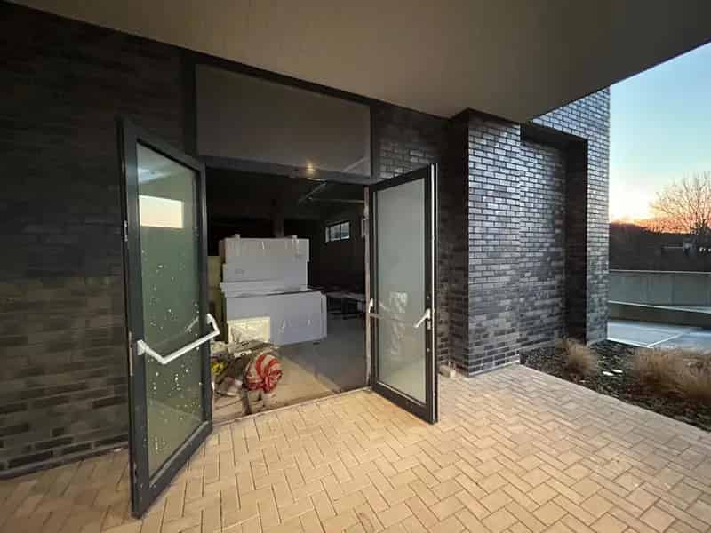 Te Huur: Commerciële ruimte in Kortessem - 161m²