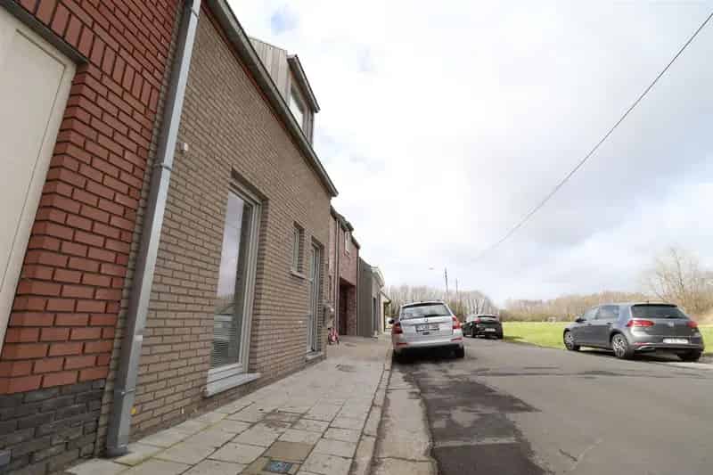 Huis te huur: Rustige gezinswoning met 3 slaapkamers en tuin