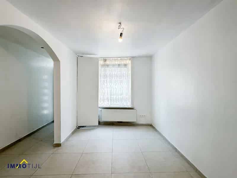 Goed gelegen gezinswoning met terras te Geraardsberegen!