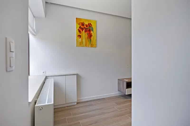 INSTAPKLARE EN VOLLEDIG GERENOVEERDE WONING TE DIEST!