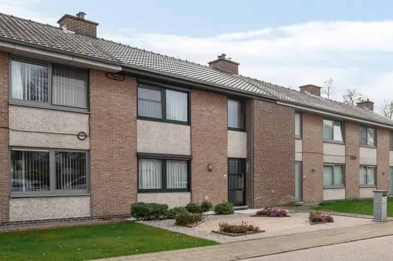 Instapklare woning met drie slaapkamers en zuidgerichte tuin