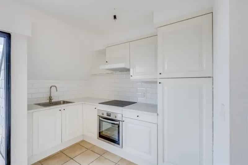 Ruim appartement met twee slaapkamers en staanplaats