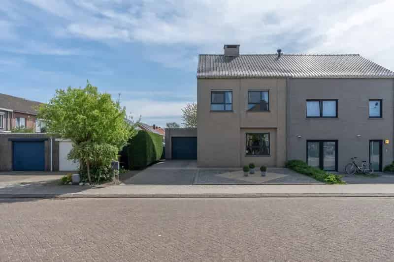 Huis te huur 2003 529m2 2 3 slaapkamers EPC B