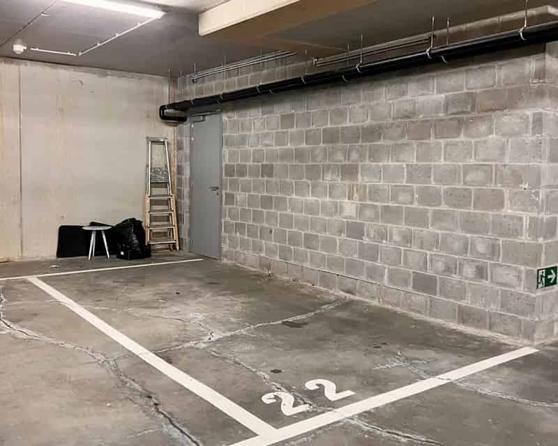 LEUVEN TE KOOP Centraal gelegen autoplaats