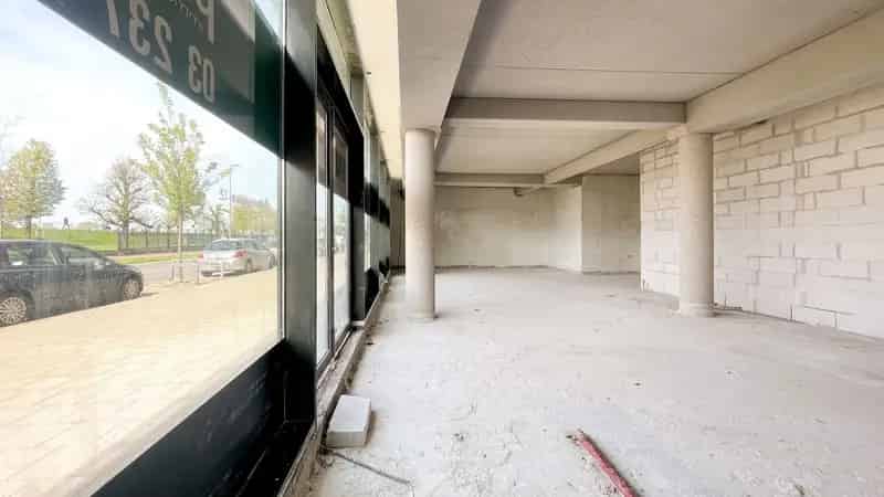 handelsruimte/showroom in high-standing realisatie