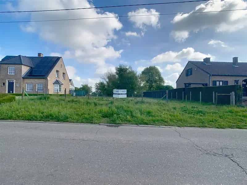 Mooi bouwgrond open bebouwing, 14a 91ca