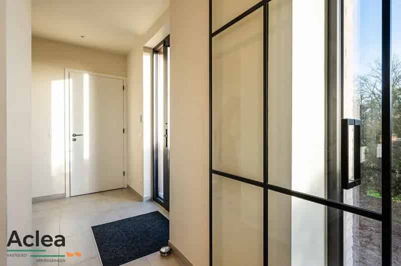 Tijdloze BEN nieuwbouw woning met open zichten en 4 slpks