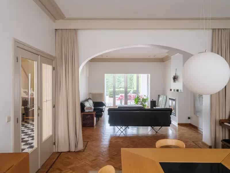 Huis te koop Gent: Ruime burgerwoning met stadstuin en bijwoonst