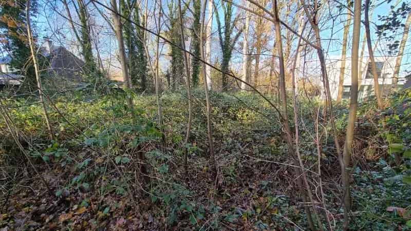 Bouwgrond voor open bebouwing van ±15a50ca en met een perceelsbreedte van ±31m90