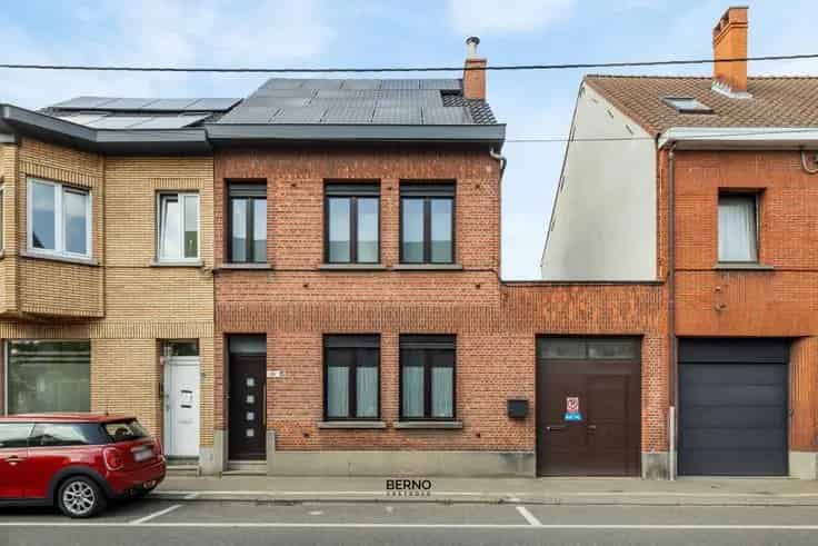 Gerenoveerde gezinswoning 3 slaapkamers Lebbeke
