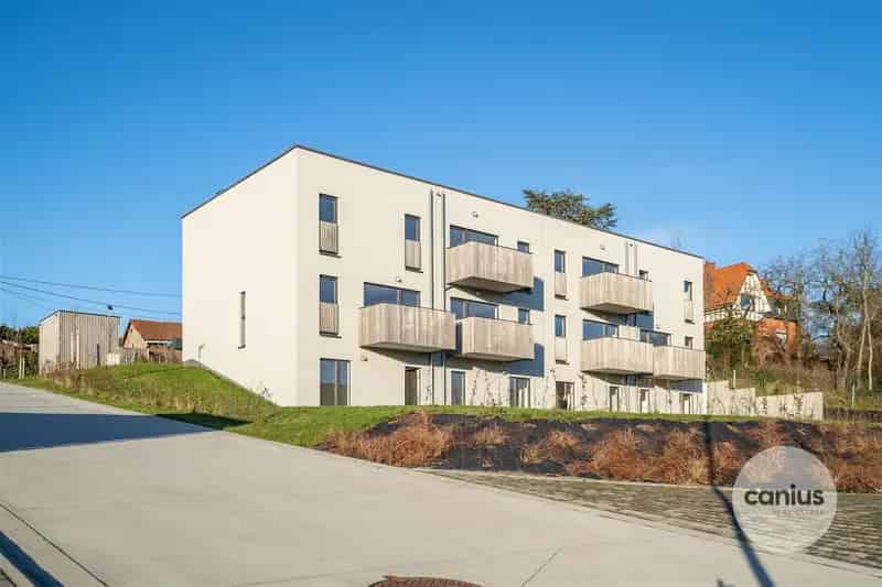 Appartement 2 slaapkamers Huy Terras Balkon Autostaanplaats Fietsenstalling