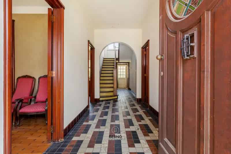 Huis te huur Gijzegem: 350m² art deco woning met dubbele garage