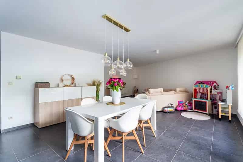 Ruim en Instapklaar appartement met terras  8515946