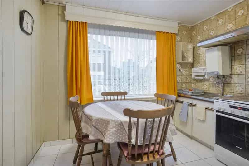 Huis te koop Temse: 3 slaapkamers, 132m², rustige buurt