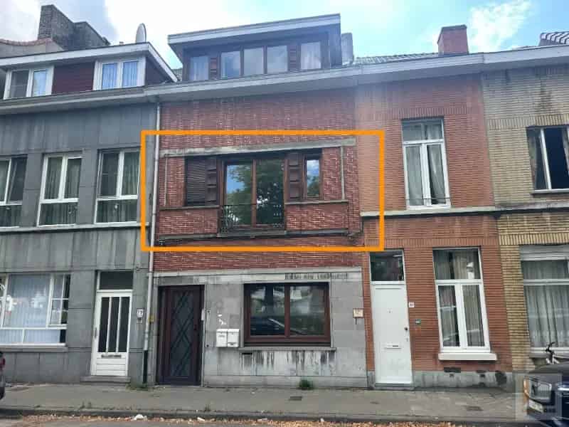 Ruime Studio Te Koop Met Waterzicht
