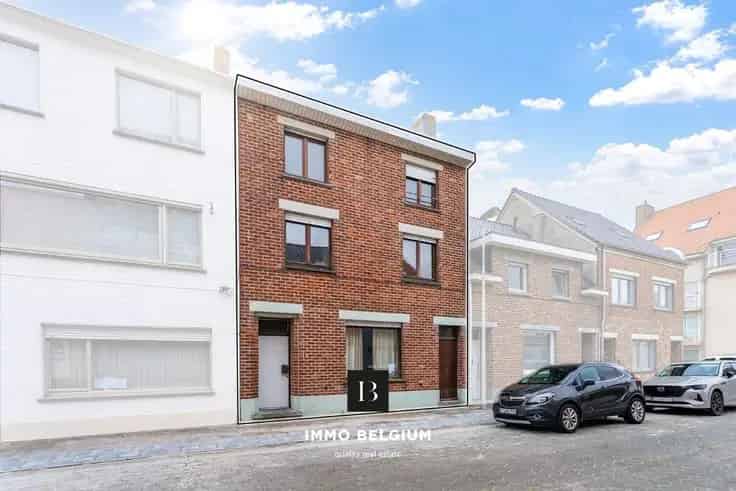 Huis Te Koop Te Renoveren Bredene Vijf Slaapkamers