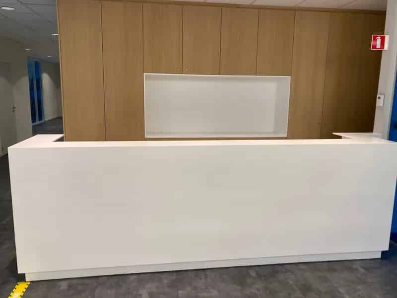 RECENTE  KANTOREN VAN 485m²