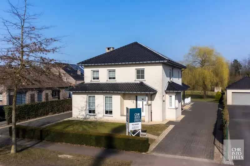 Ruime karakteristieke woning op een aangenaam perceel