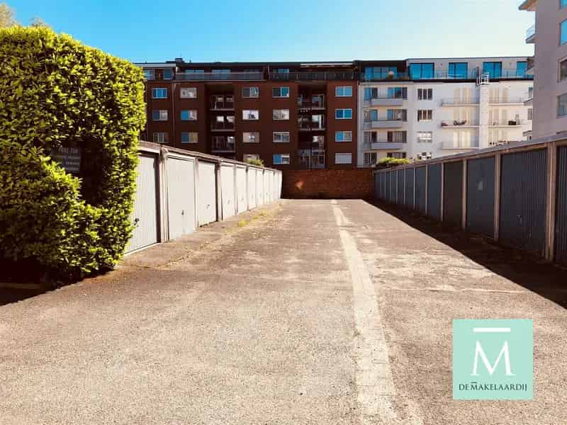 Garage te koop