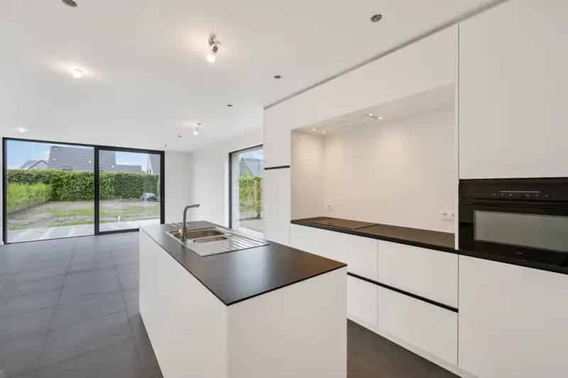 Nieuwe, moderne en energiezuinige woning op de Kwenenbos