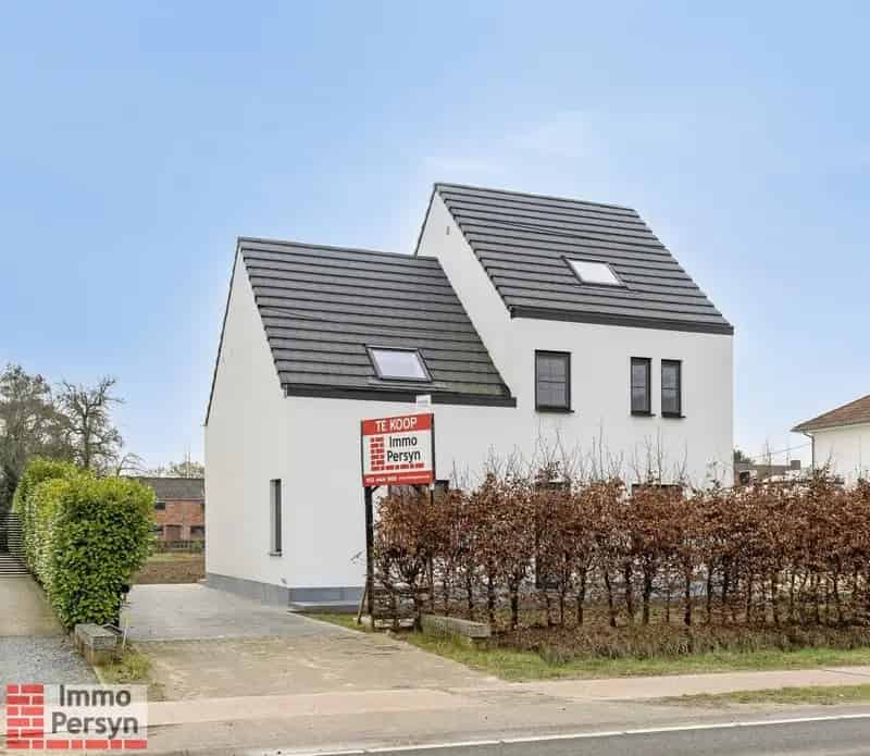 Exclusieve, energiezuinige woning met 4 slpk in Rillaar