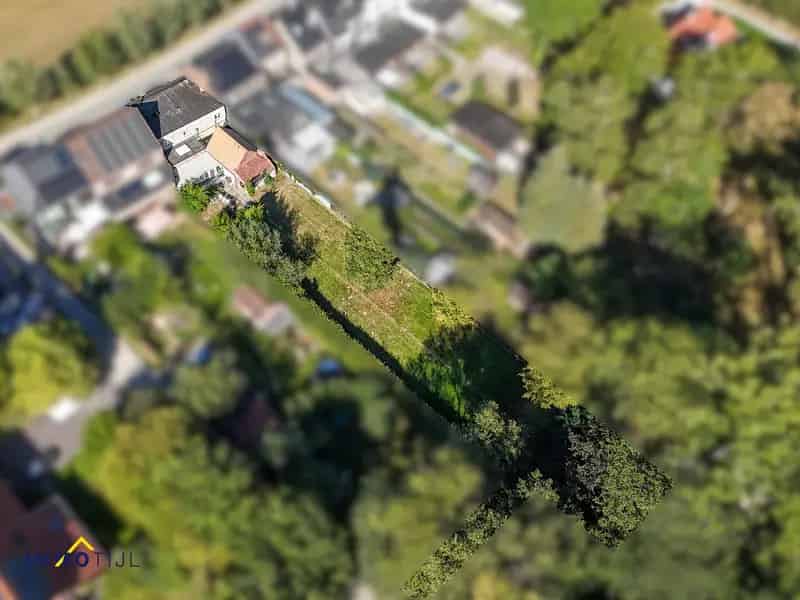 Gezinswoning met grote woonoppervlakte en zuidgerichte tuin!