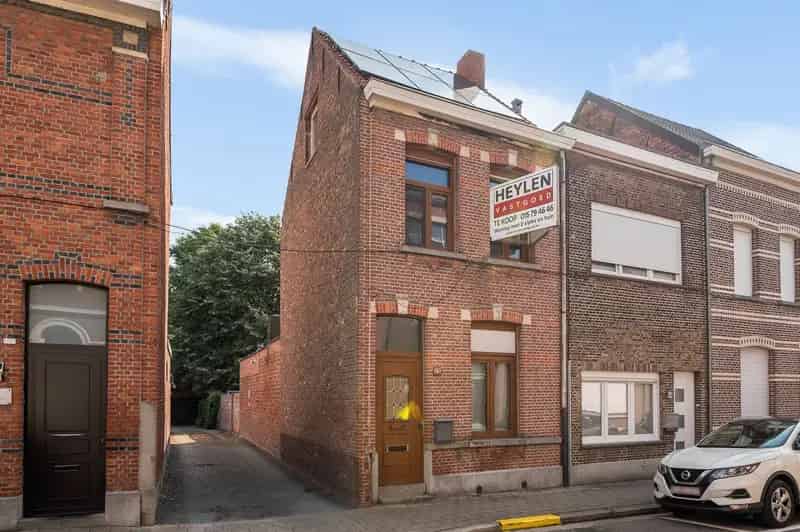 Gezellige eengezinswoning met 2 slpks en tuin