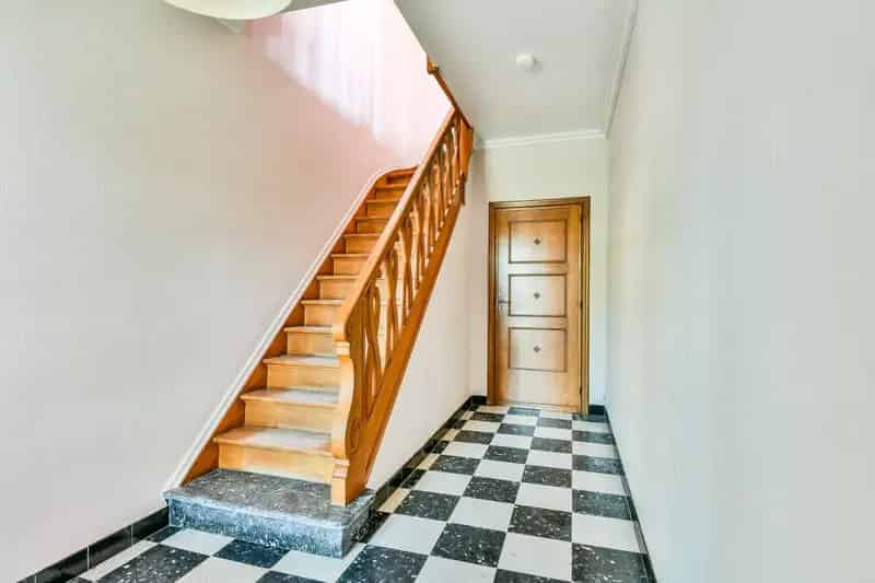 Halfopen woning op toplocatie met prachtig uitzicht op De Krekemeersen!