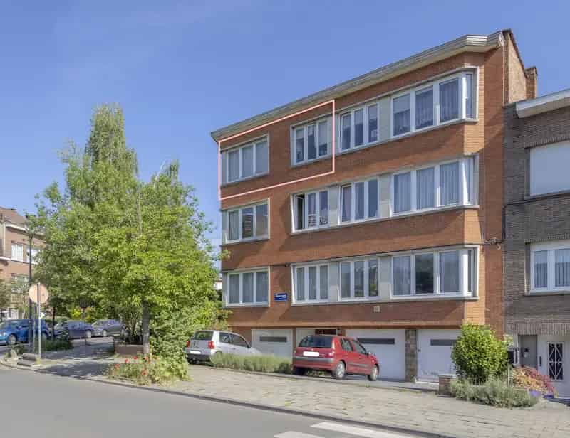 Gezellig appartement met 2 slaapkamers en garage