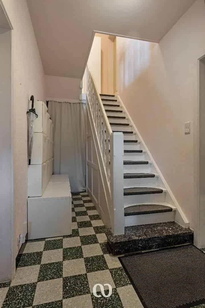 Gezinswoning met drie slaapkamers in een gezellige wijk