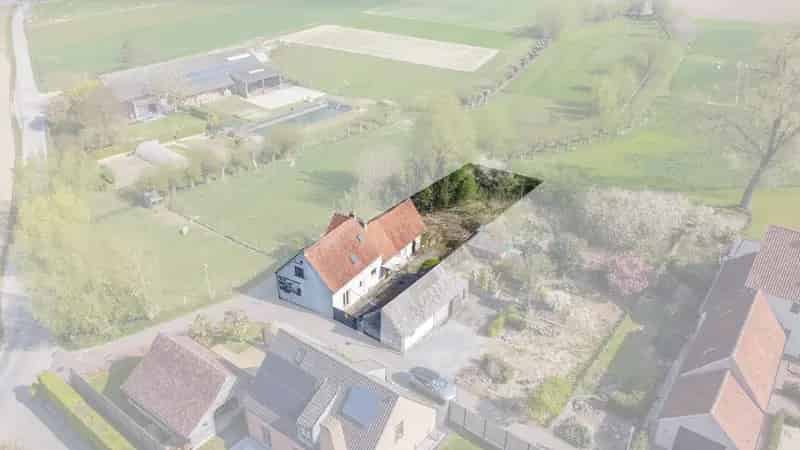 Uniek gelegen bouwgrond in het landelijke Huise