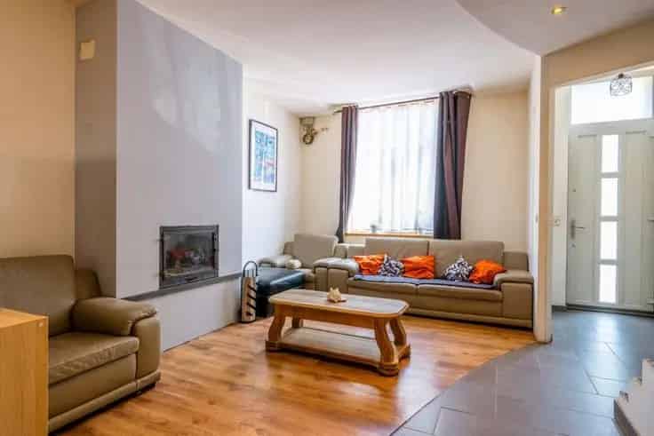 Huis te Koop Marches-Lez-Ecaussinnes 170m²