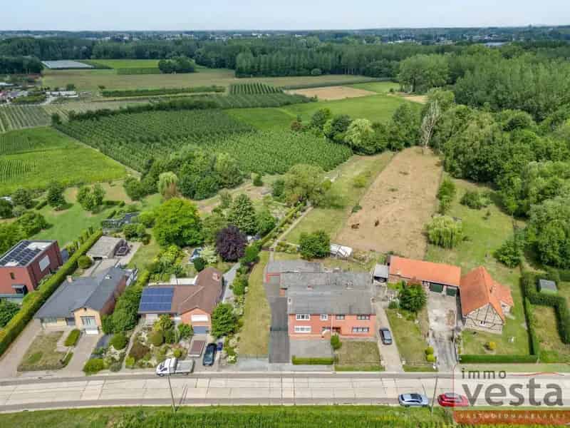 Ruime, landelijk gelegen woning op goede locatie