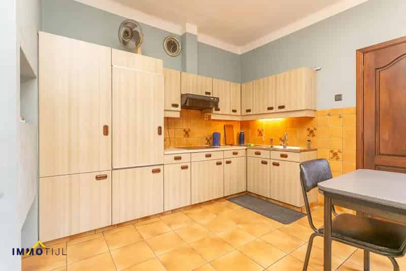 Woning op centrumlocatie, 5 kamers en tuin!